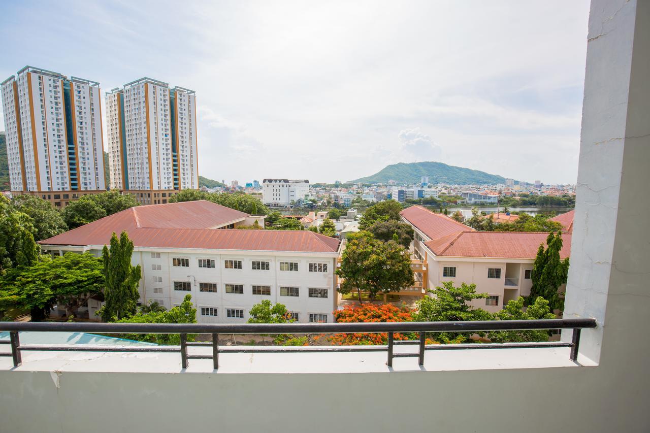 Thien Y Hotel Bai Sau فونج تاو المظهر الخارجي الصورة